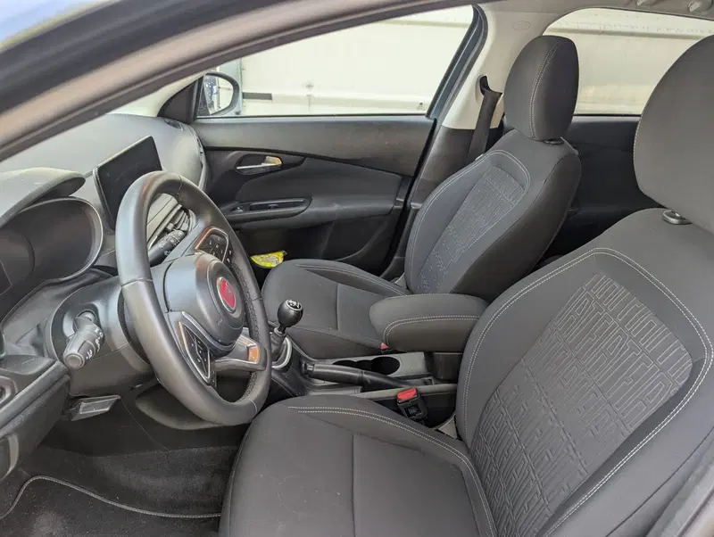 Fiat Tipo Station Wagon usata a Milano (8)