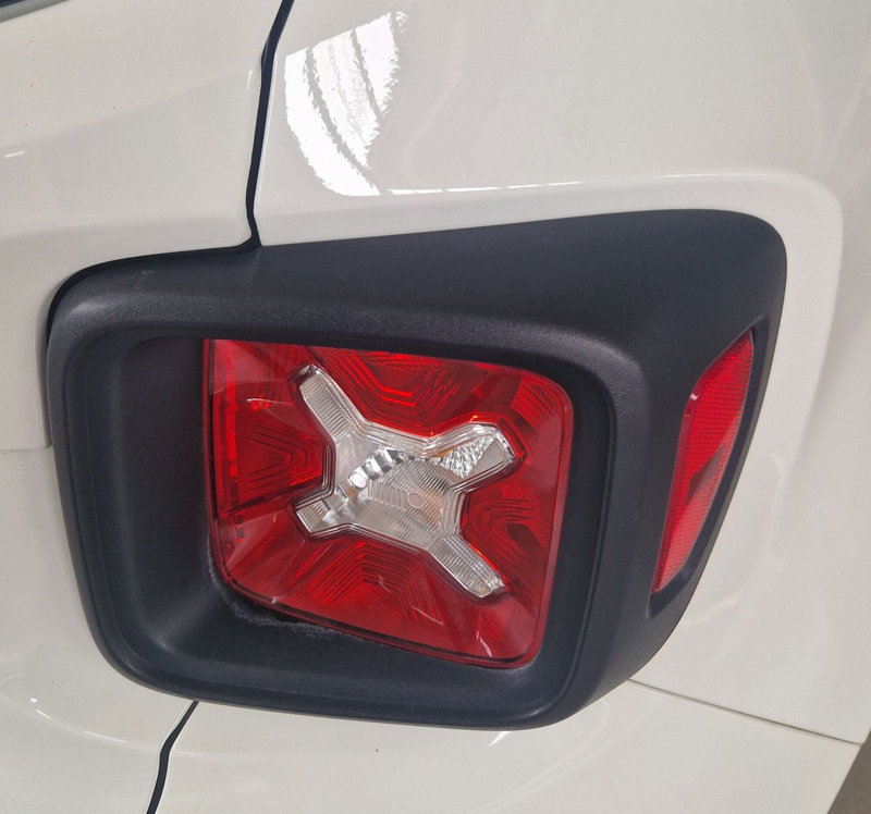 Jeep Renegade usata a Terni (17)