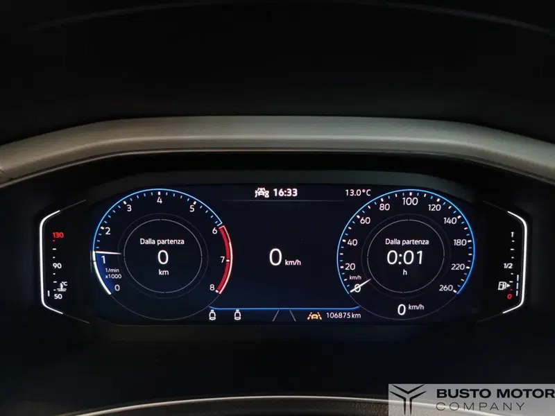 Volkswagen T-Roc Cabrio usata a Varese (12)