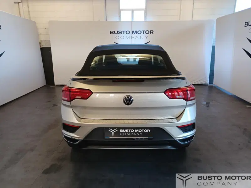 Volkswagen T-Roc Cabrio usata a Varese (5)