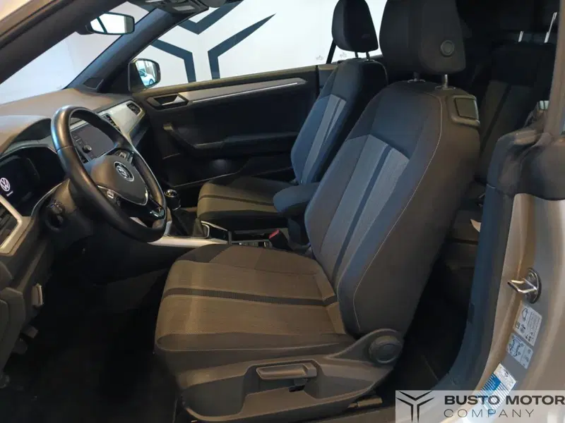 Volkswagen T-Roc Cabrio usata a Varese (8)