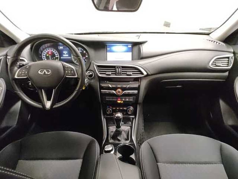 Infiniti Q30 usata a Teramo (16)