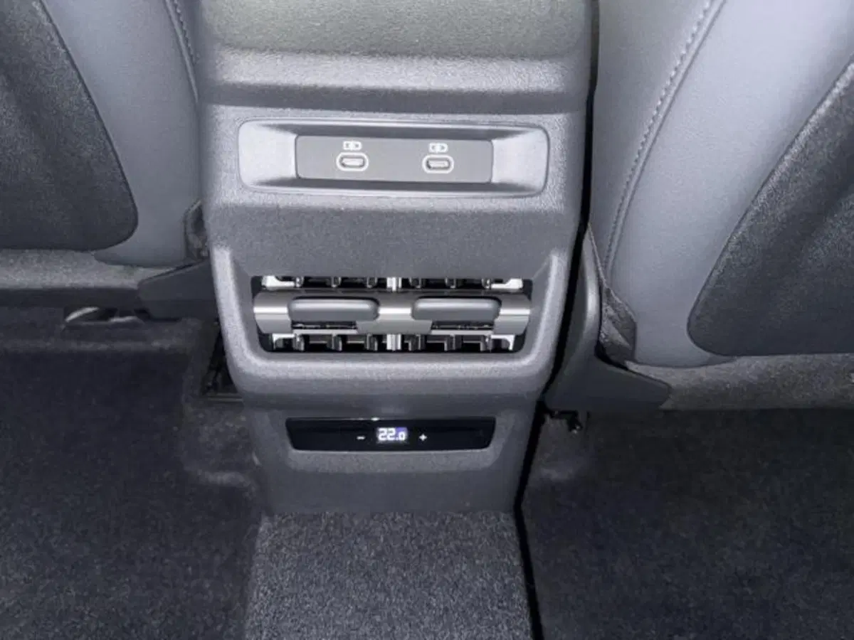 Audi Q3 Sportback nuova a Milano (13)