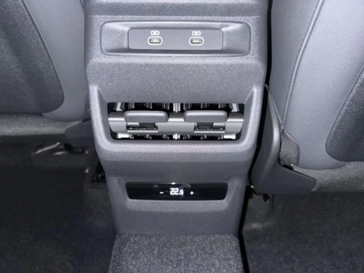 Audi Q3 Sportback nuova a Milano (11)