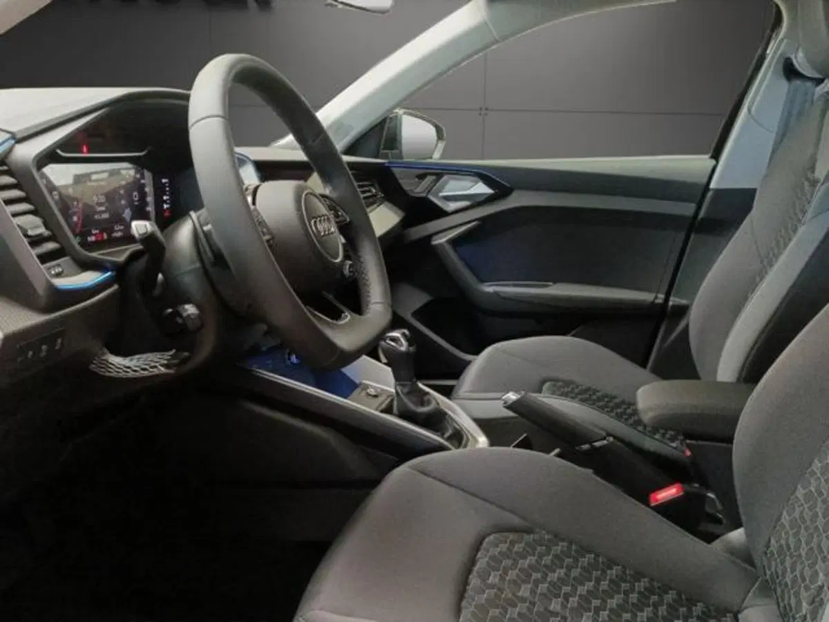 Audi A1 Sportback nuova a Milano (10)