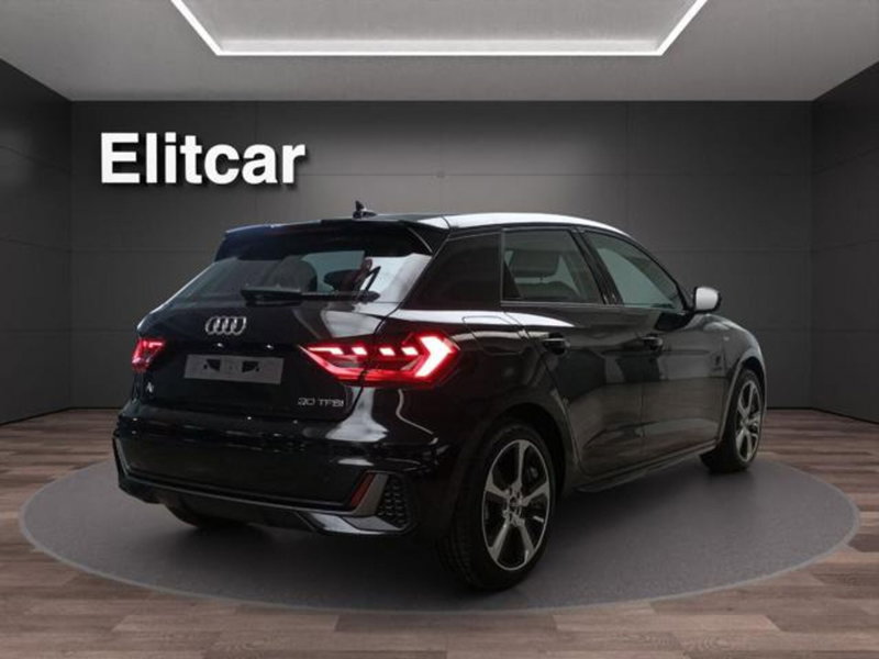 Audi A1 Sportback nuova a Milano (5)