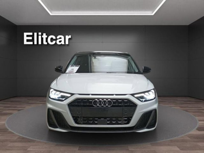Audi A1 Sportback nuova a Milano (2)