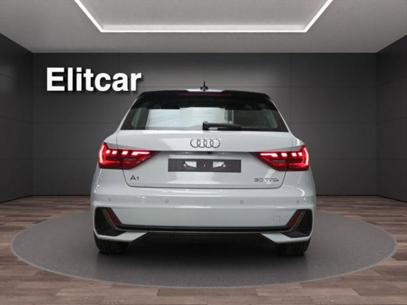 Audi A1 Sportback nuova a Milano (5)
