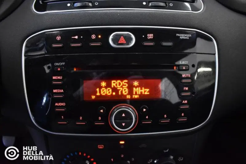 Fiat Punto usata a Perugia (14)
