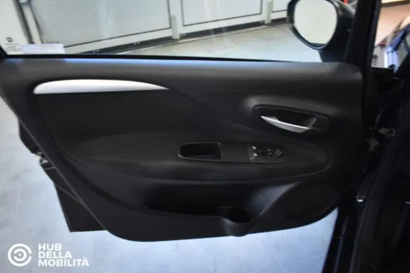 Fiat Punto usata a Perugia (7)