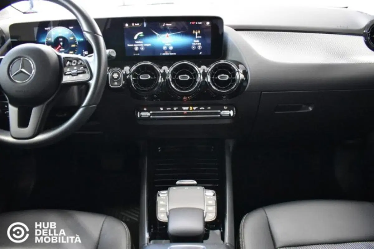 Mercedes-Benz GLA SUV usata a Perugia (11)