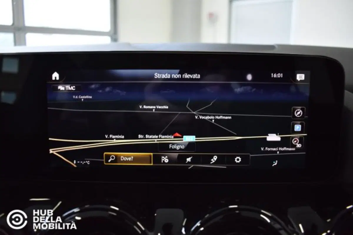 Mercedes-Benz GLA SUV usata a Perugia (14)