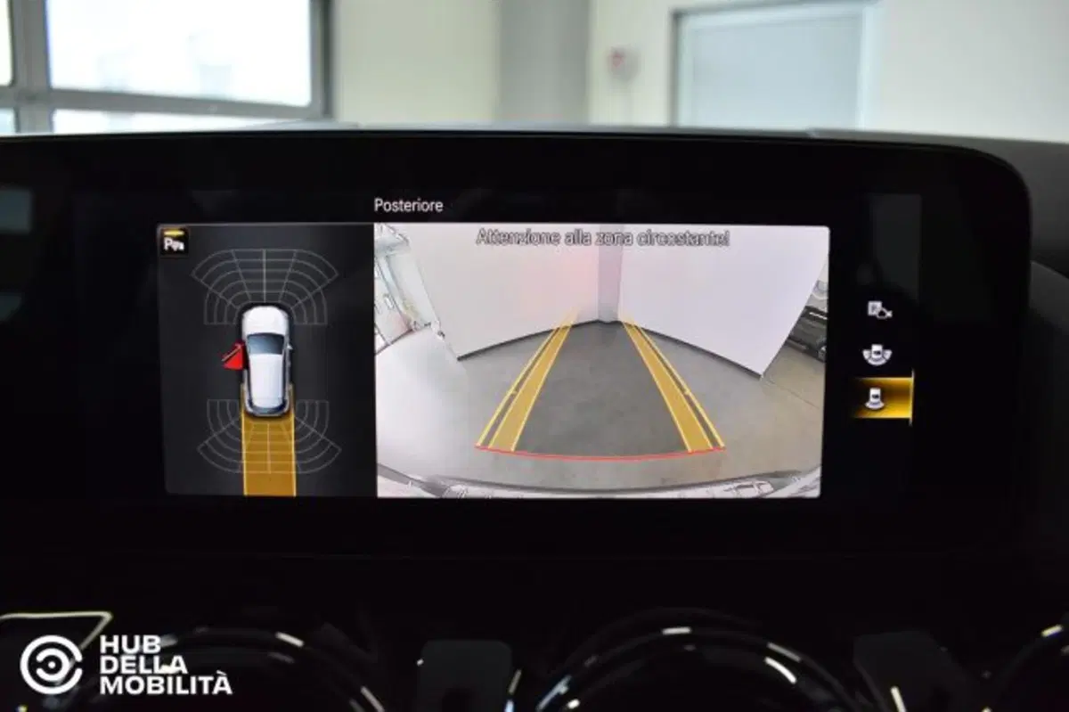 Mercedes-Benz GLA SUV usata a Perugia (15)