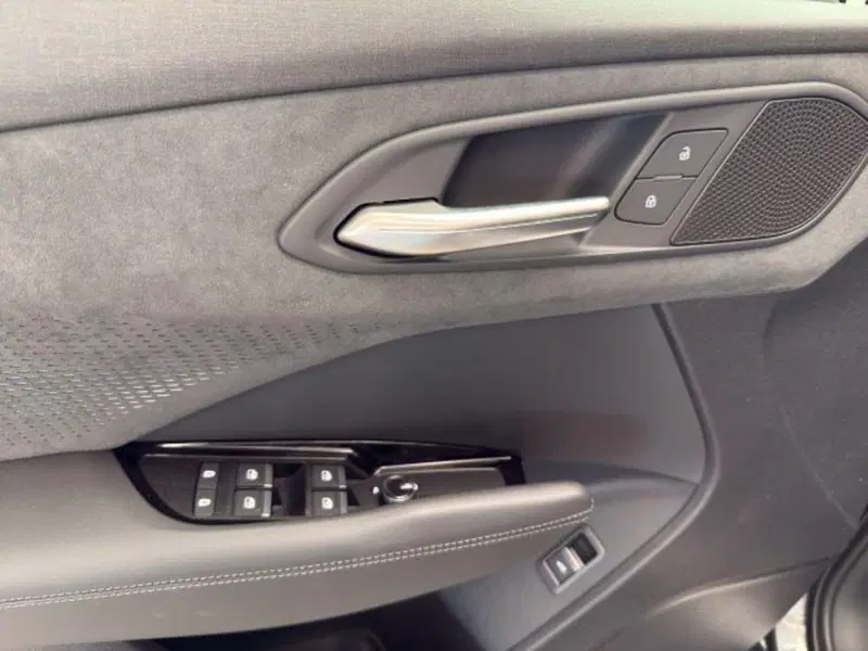 Audi Q3 Sportback nuova a Novara (15)