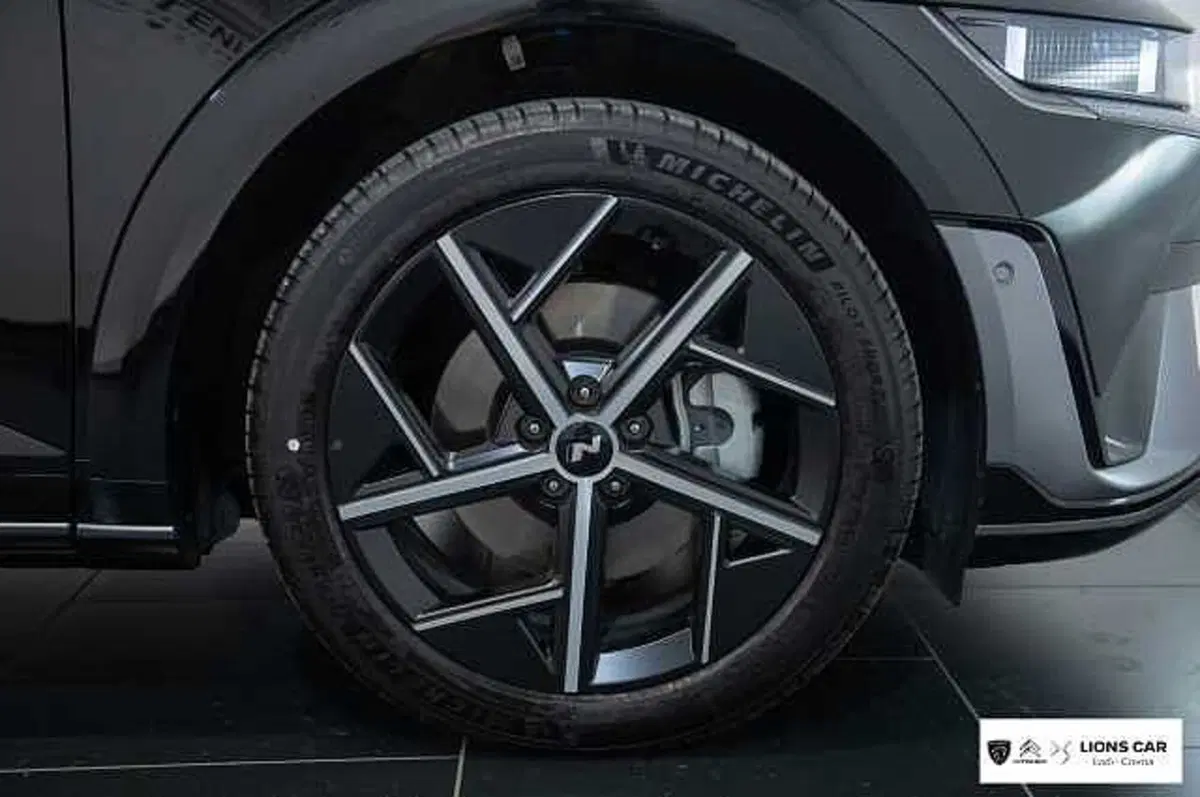 Hyundai Ioniq 5 usata a Lodi (7)