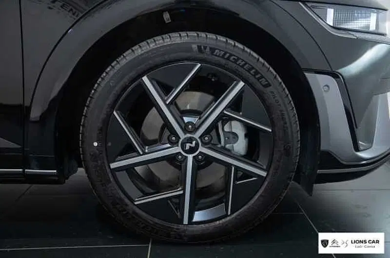 Hyundai Ioniq 5 usata a Lodi (7)