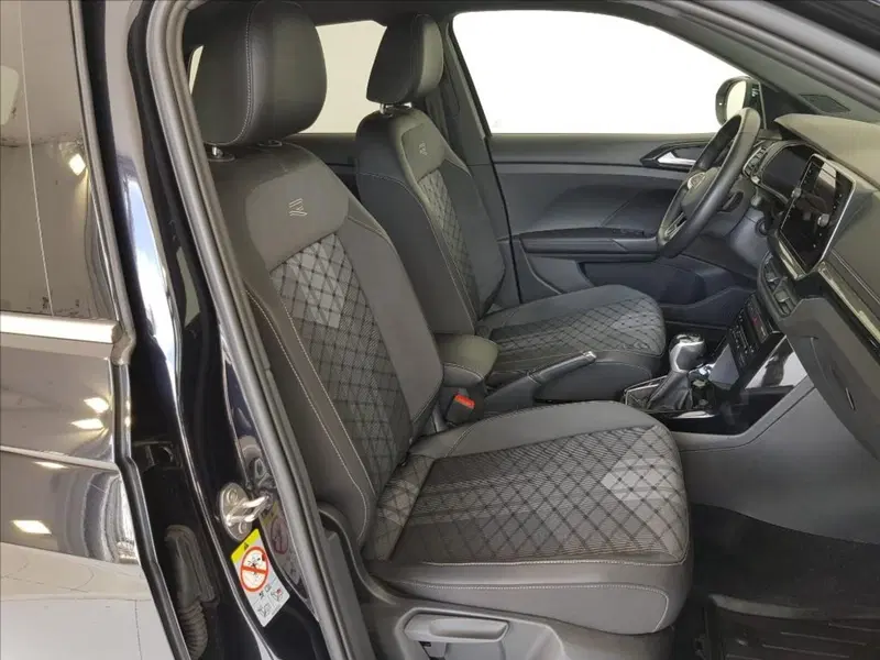 Volkswagen T-Cross usata a Lucca (11)