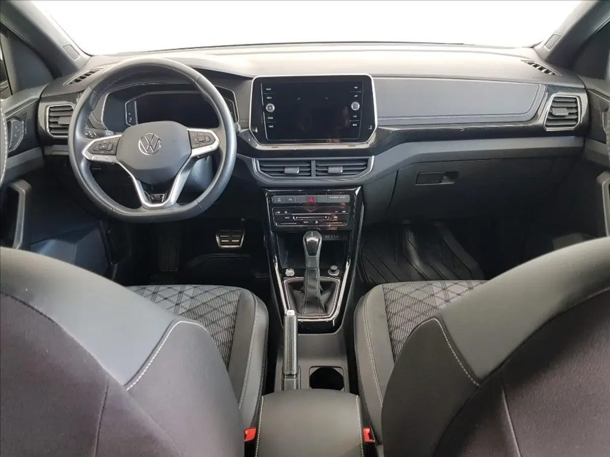 Volkswagen T-Cross usata a Lucca (13)