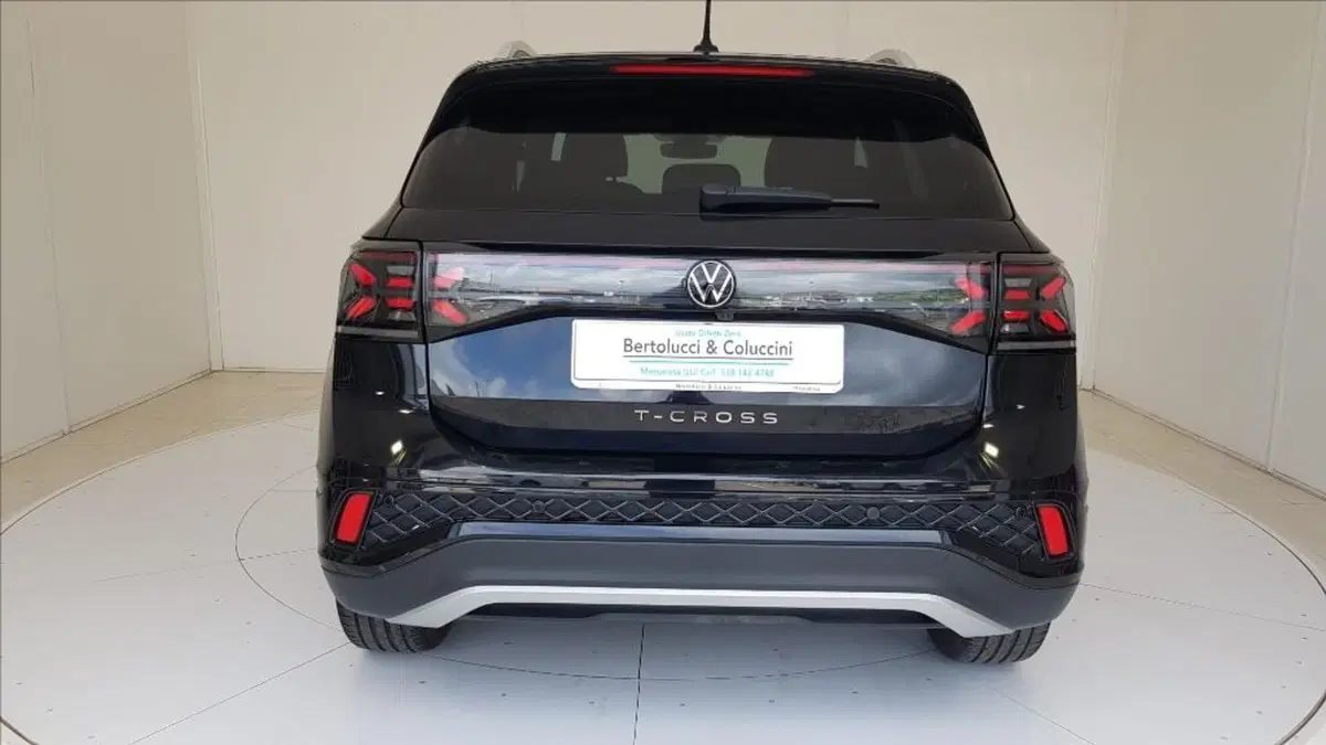Volkswagen T-Cross usata a Lucca (4)