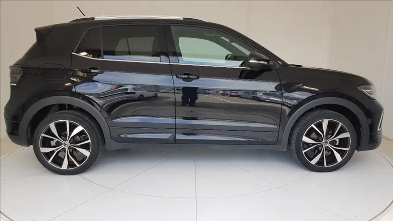 Volkswagen T-Cross usata a Lucca (6)