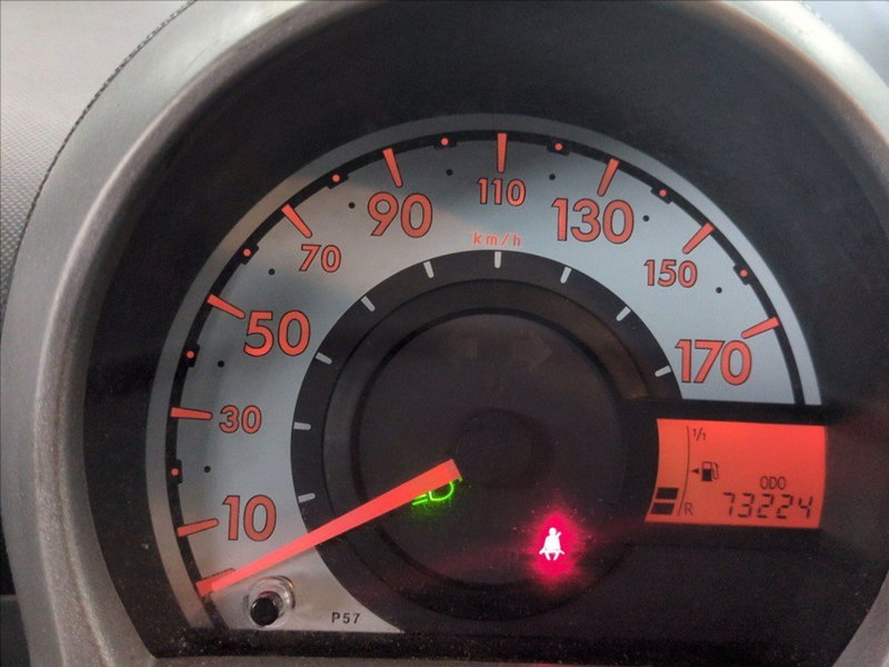 Toyota Aygo usata a Milano (10)