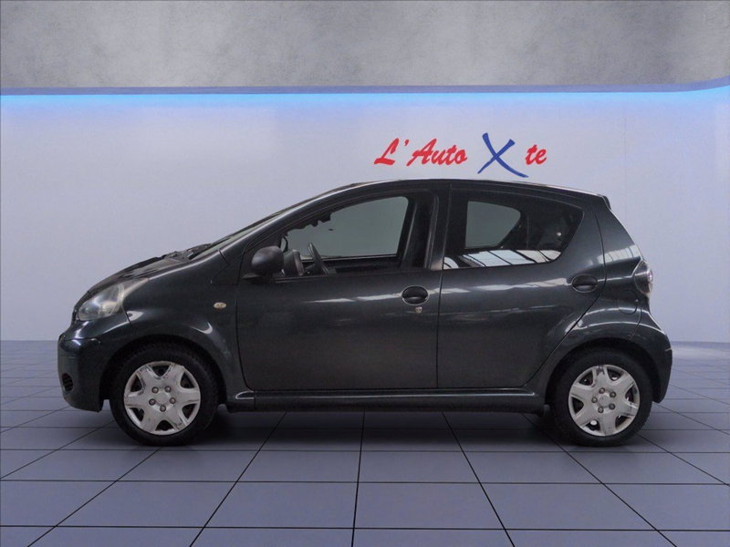 Toyota Aygo usata a Milano (3)