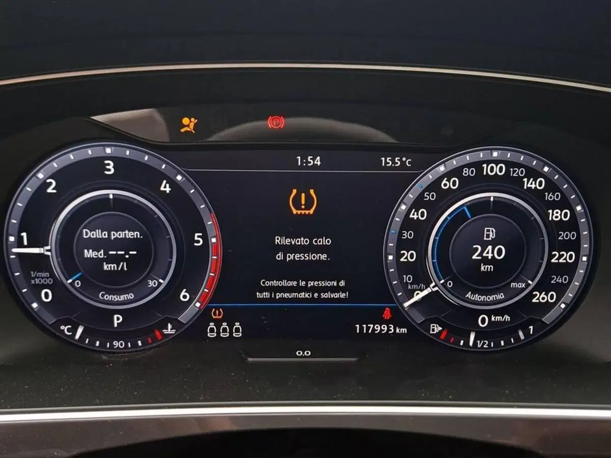 Volkswagen Tiguan usata a Torino (8)