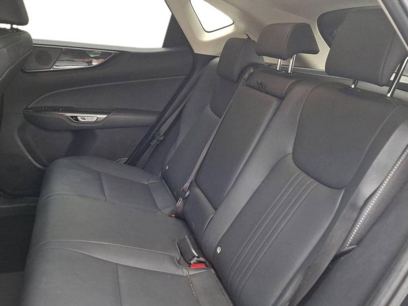 Lexus NX usata a Torino (14)