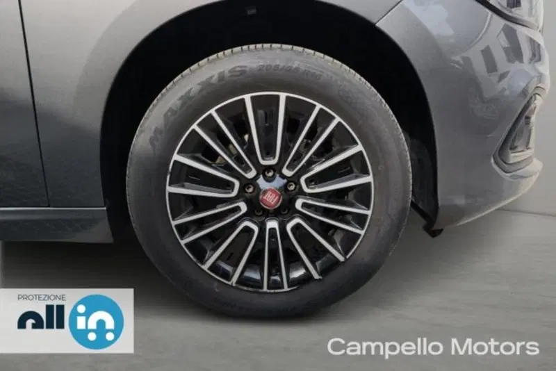 Fiat Tipo Station Wagon usata a Venezia (13)