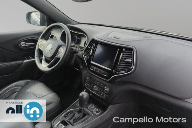 Jeep Cherokee usata a Venezia (15)