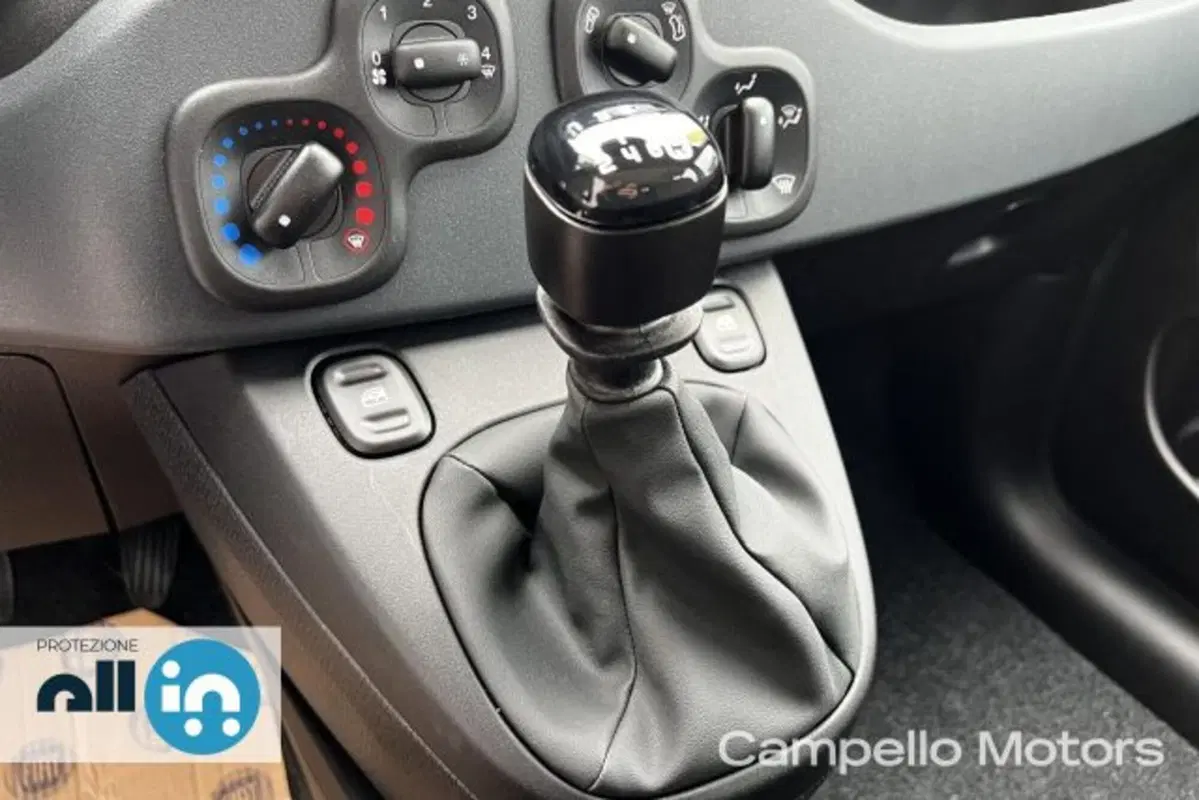 Fiat Panda nuova a Venezia (9)