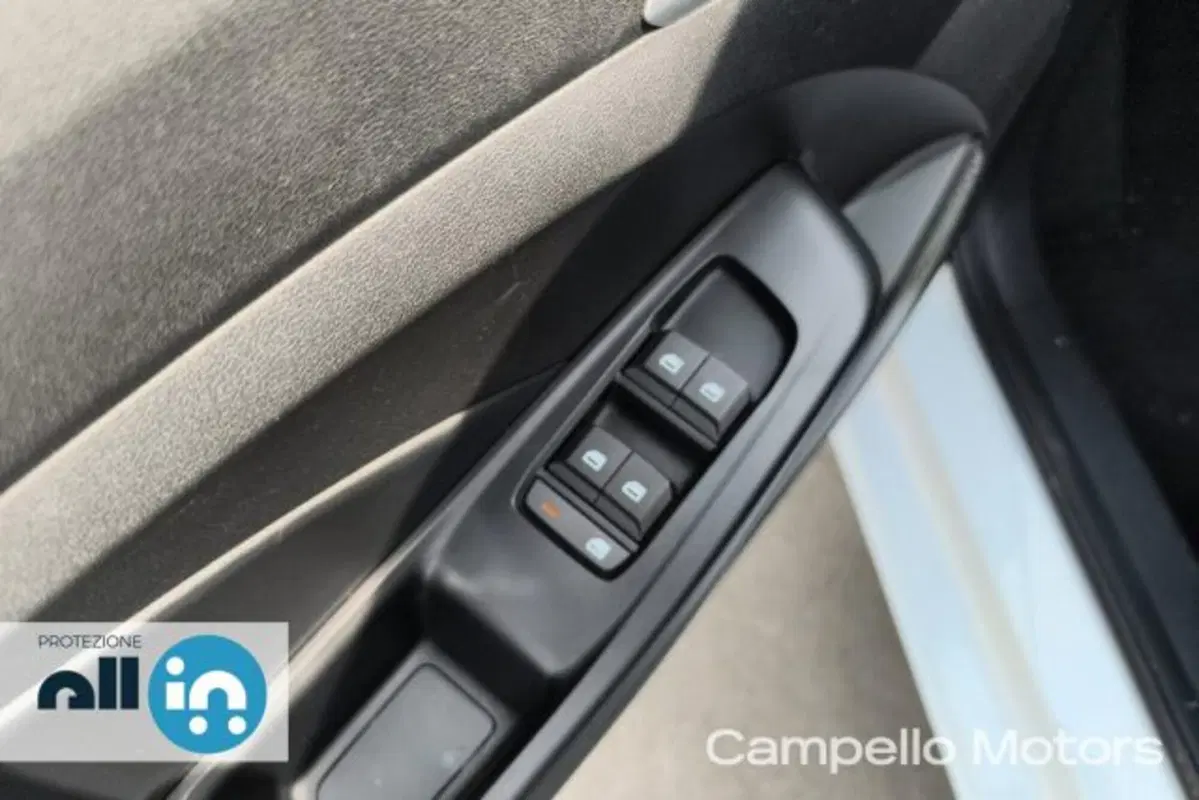 Mg MG3 usata a Venezia (16)