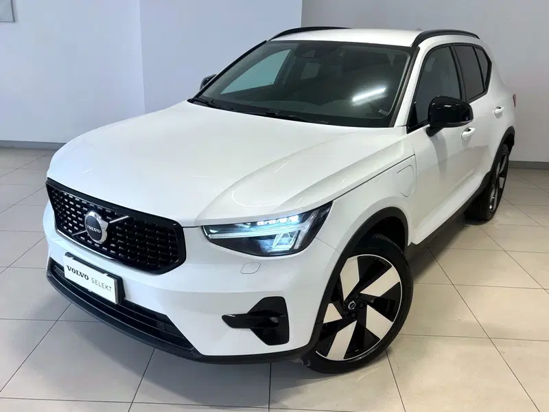 Volvo XC40 usata a Napoli