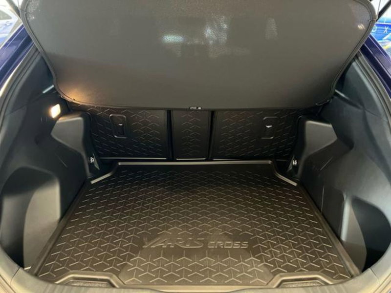 Toyota Yaris Cross nuova a Vercelli (10)