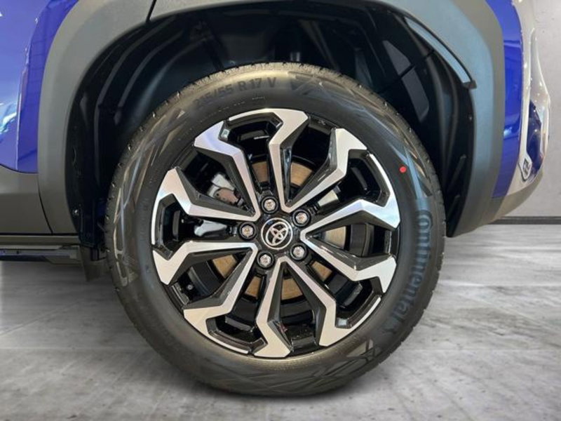 Toyota Yaris Cross nuova a Vercelli (14)