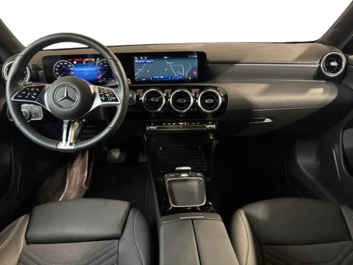 Mercedes-Benz Classe A usata a Bologna (9)