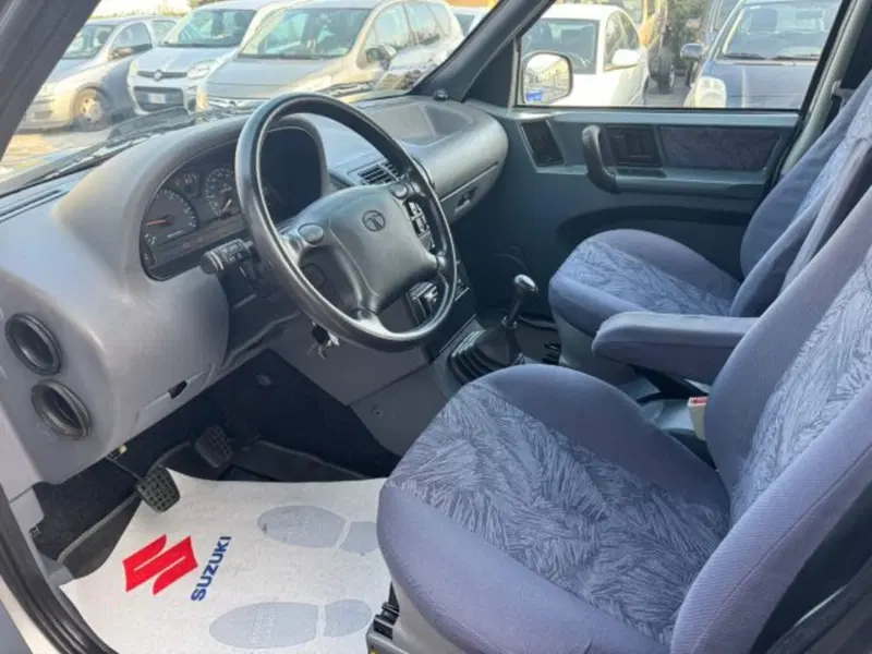 Tata Safari usata a Macerata (8)