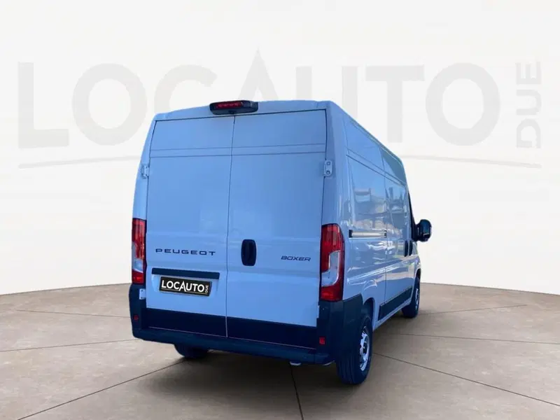 Peugeot Boxer Furgone nuova a Torino (4)