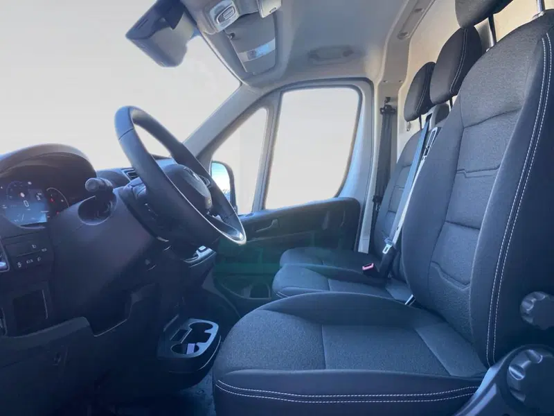 Peugeot Boxer Furgone nuova a Torino (7)