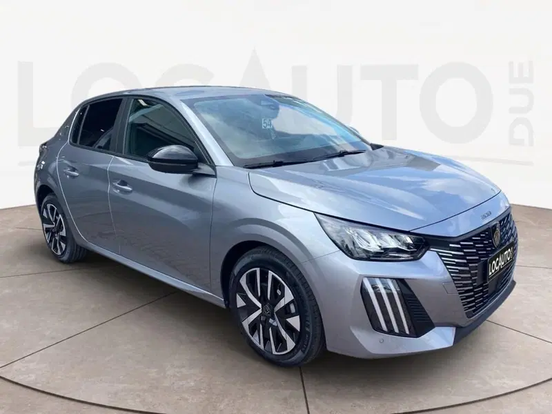 Peugeot 208 nuova a Torino (3)