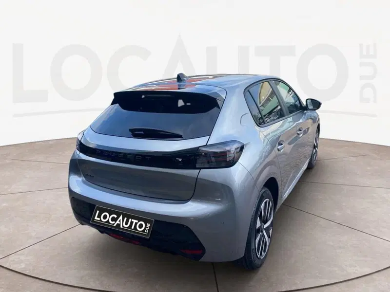 Peugeot 208 nuova a Torino (4)