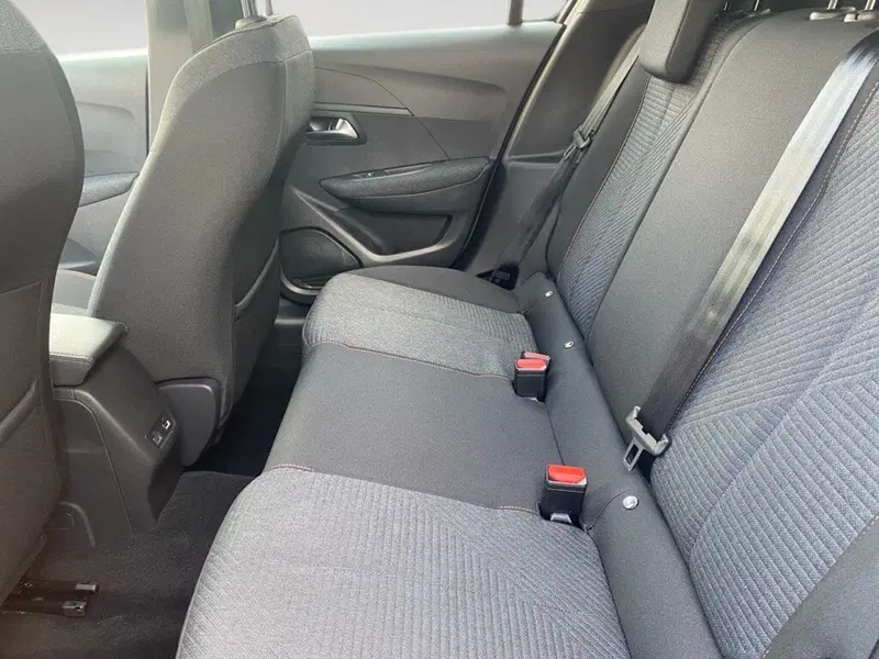 Peugeot 208 nuova a Torino (8)