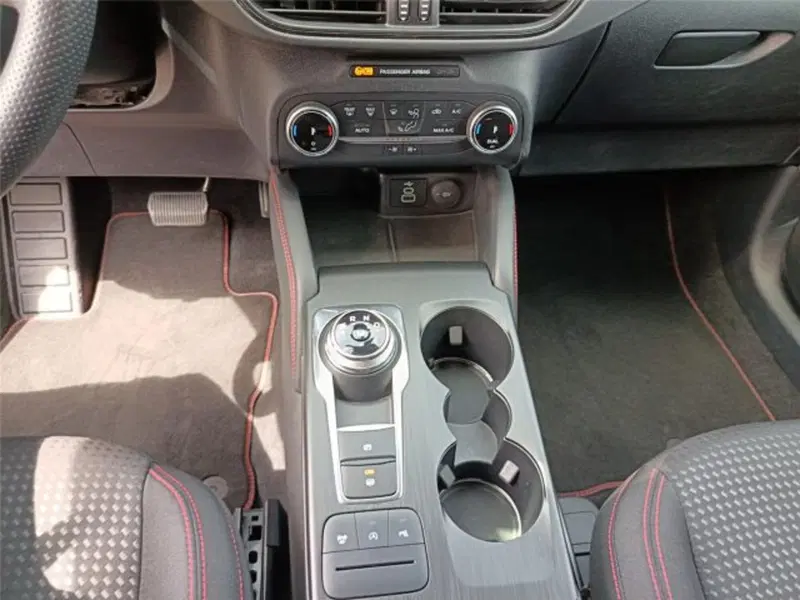 Ford Kuga usata a Bari (20)