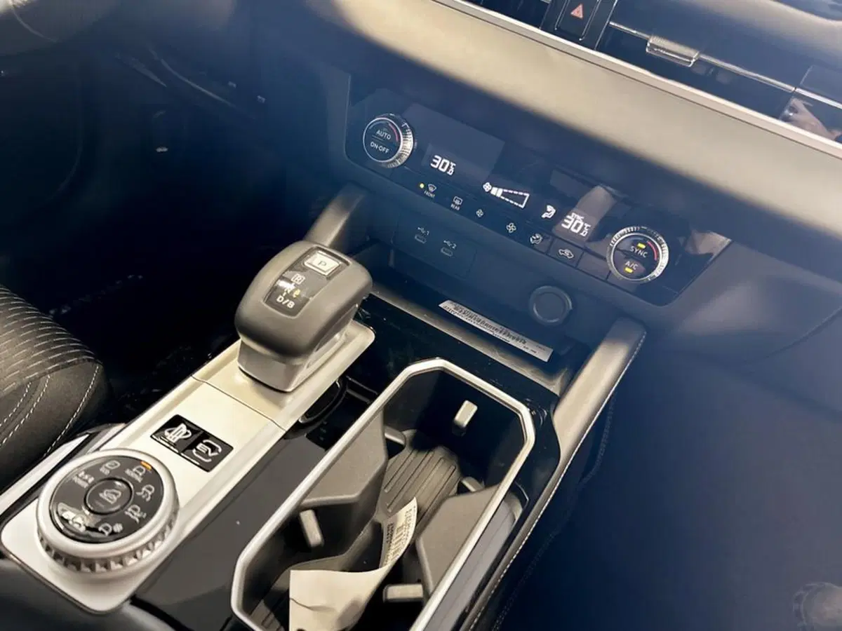 Mitsubishi Outlander nuova a Piacenza (15)