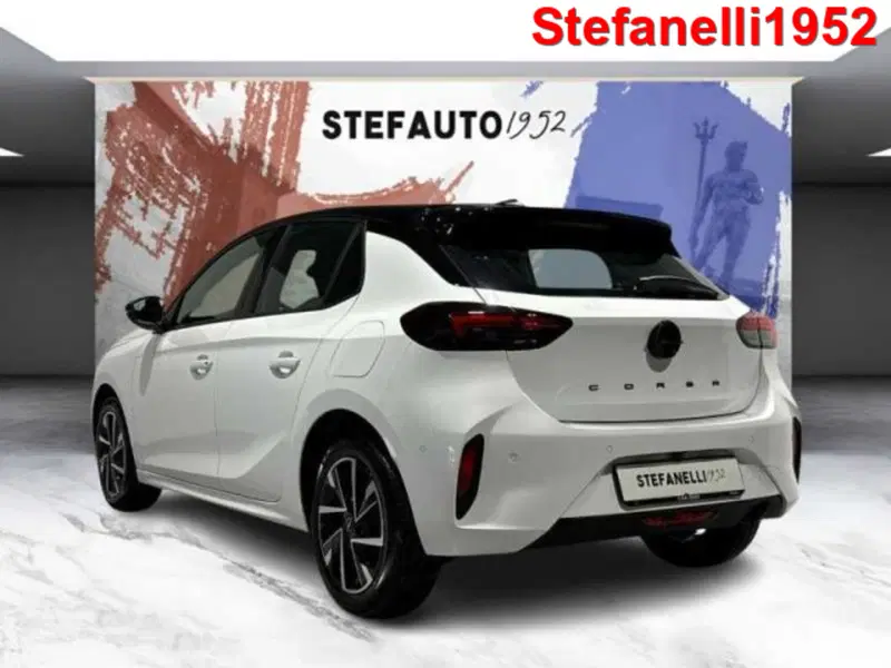 Opel Corsa nuova a Bologna (5)