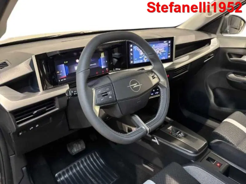 Opel Frontera nuova a Bologna (11)