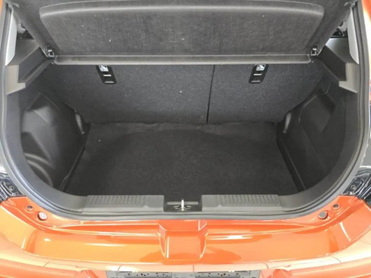 Suzuki Swift nuova a Reggio Emilia (14)