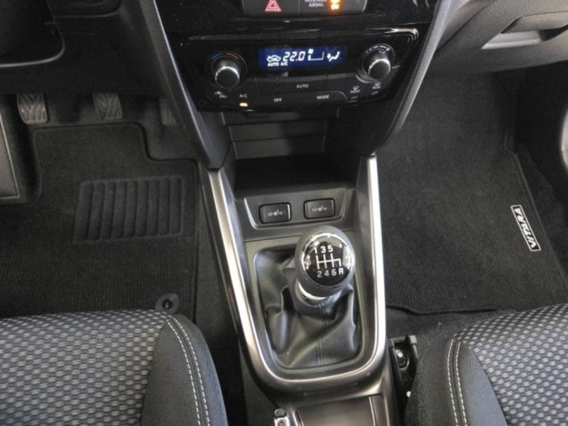 Suzuki Vitara nuova a Reggio Emilia (12)