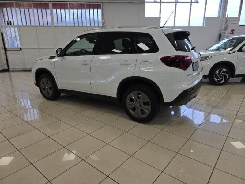 Suzuki Vitara nuova a Reggio Emilia (3)
