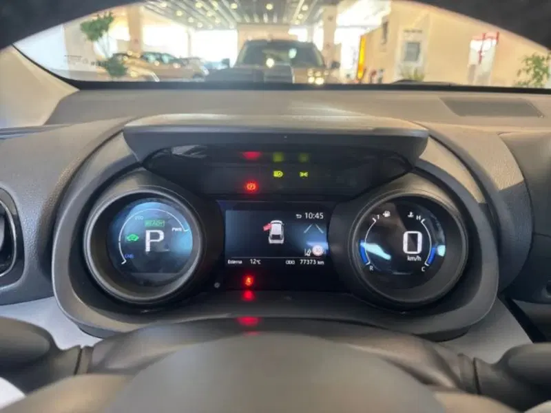 Toyota Yaris Cross usata a Sassari (9)